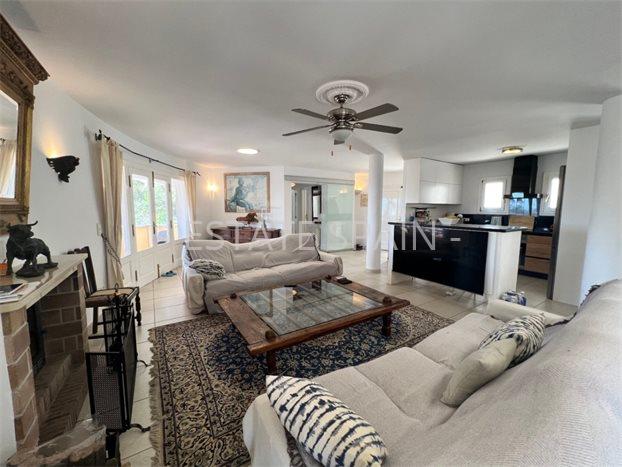 Вилла в Морайре 235 м2 №VL253424768  - Продажа - 2 preview