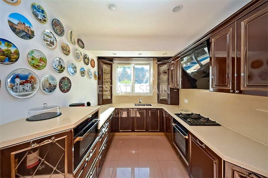 Вилла в Ллорет-де-Маре 696 м2 №VL21521659A2  - Продажа - 5 large