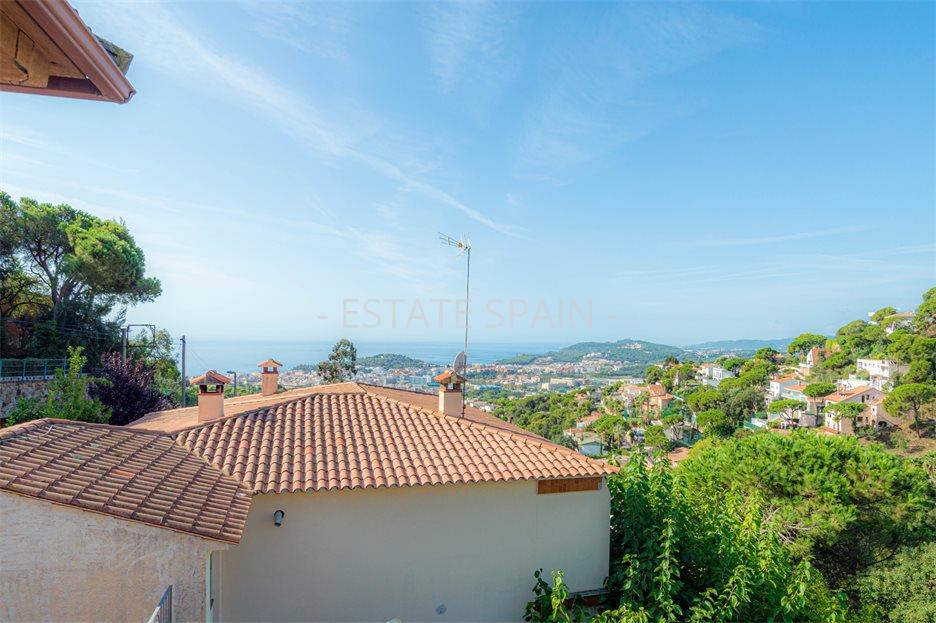 Особняк в Ллорет-де-Маре 447 м2 №VL23415A008E  - Продажа - 24 large