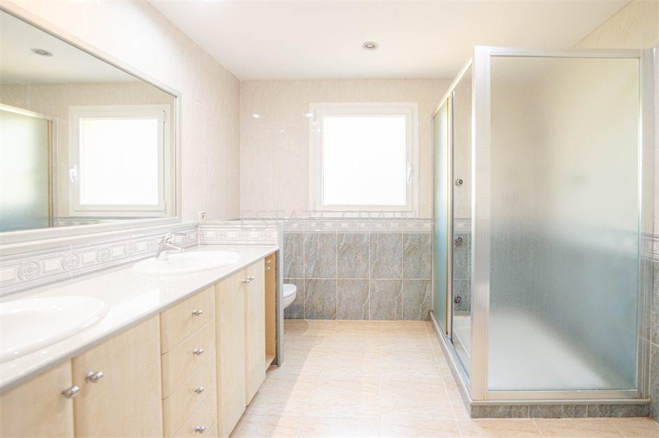 Особняк в Ллорет-де-Маре 447 м2 №VL23415A008E  - Продажа - 22 large