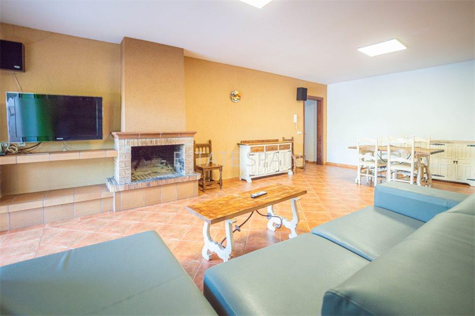 Особняк в Ллорет-де-Маре 447 м2 №VL23415A008E  - Продажа - 44 large