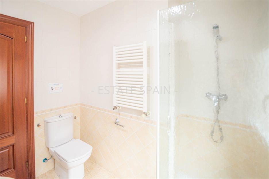 Особняк в Ллорет-де-Маре 447 м2 №VL23415A008E  - Продажа - 27 large