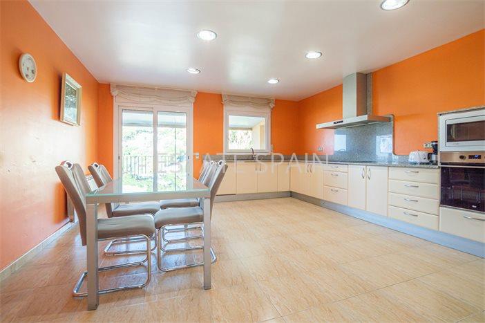 Особняк в Ллорет-де-Маре 447 м2 №VL23415A008E  - Продажа - 10 preview