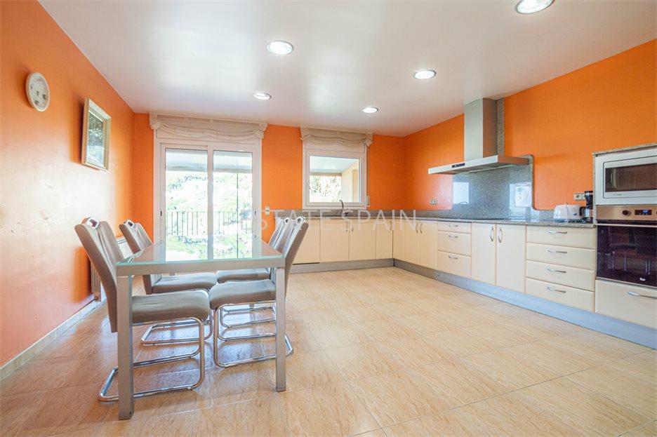 Особняк в Ллорет-де-Маре 447 м2 №VL23415A008E  - Продажа - 10 large