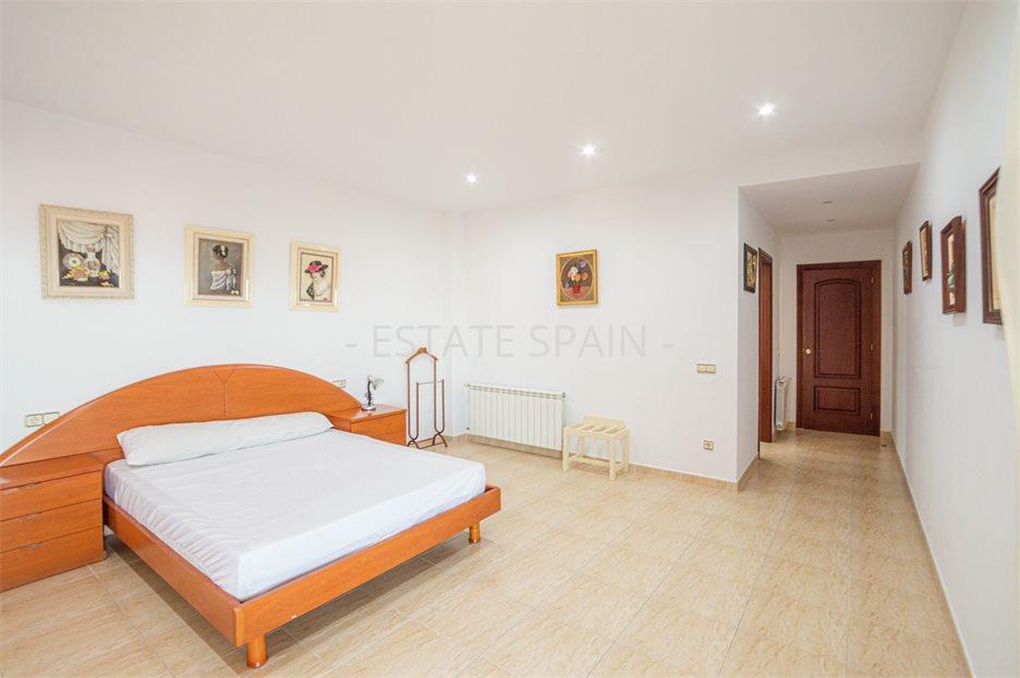 Особняк в Ллорет-де-Маре 447 м2 №VL23415A008E  - Продажа - 21 large