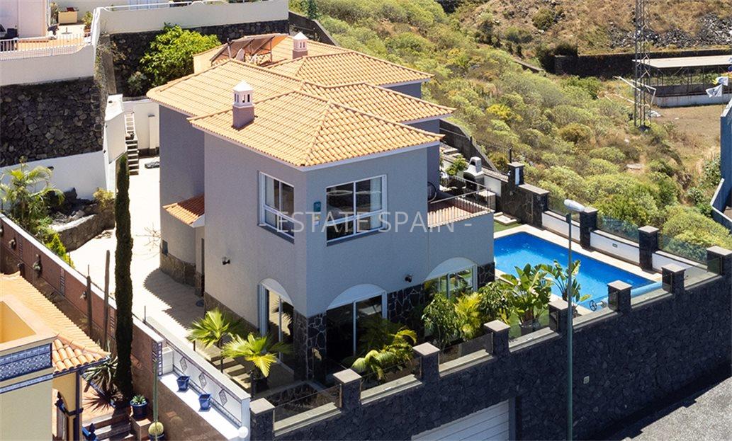 Вилла в Пуэрто-де-ла-Крус 699 м2 №VL241223CA491  - Продажа - 46 large