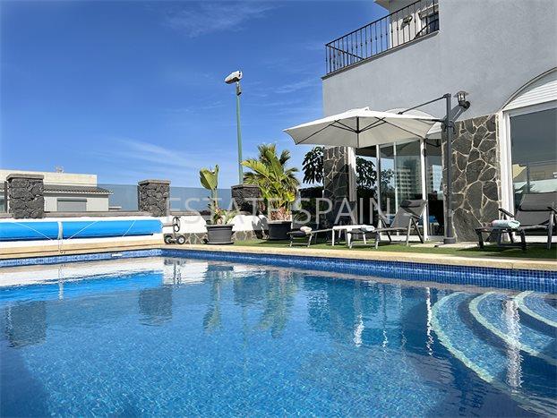 Вилла в Пуэрто-де-ла-Крус 699 м2 №VL241223CA491  - Продажа - 2 preview