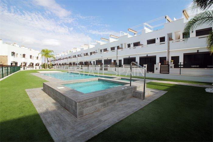 Таунхаус в Пилар-де-ла-Орадада 115 м2 №BL21112317921  - Продажа - 41 preview