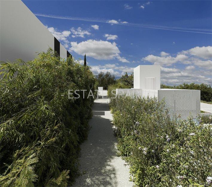 Вилла в Альфас-дель-Пи 60 м2 №VL2613033EB5  - Продажа - 32 large