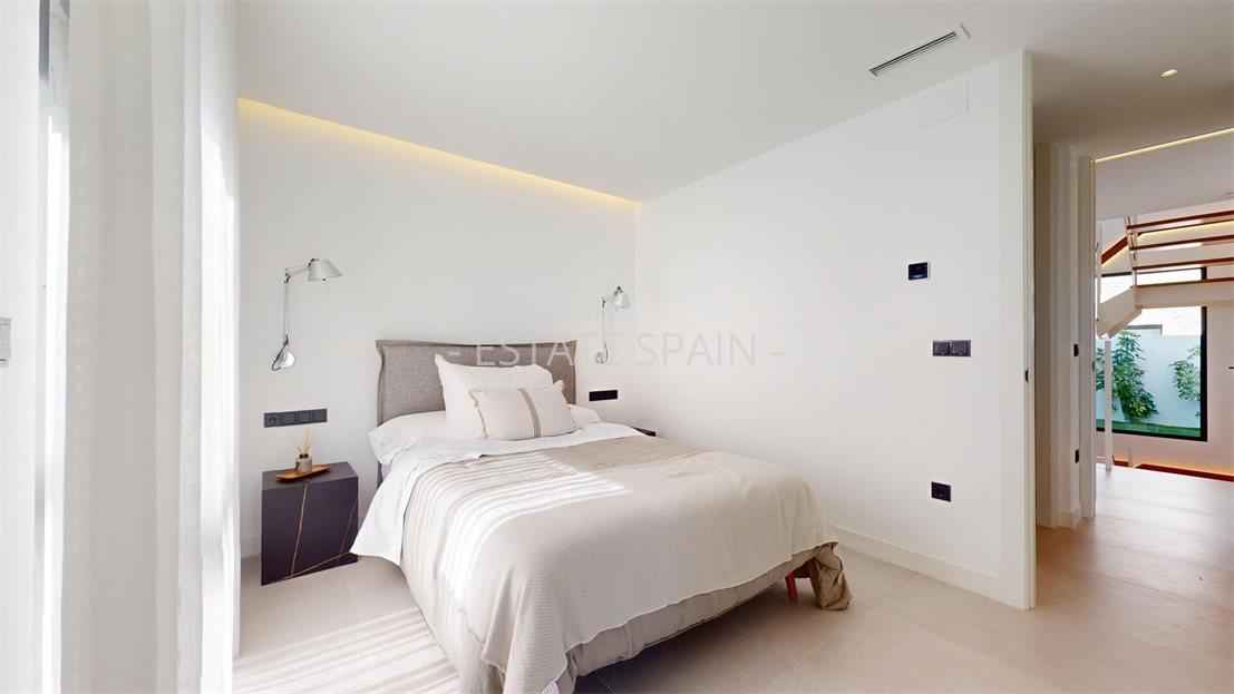 Вилла в Полопе 293 м2 №VL26119404AF  - Продажа - 41 large