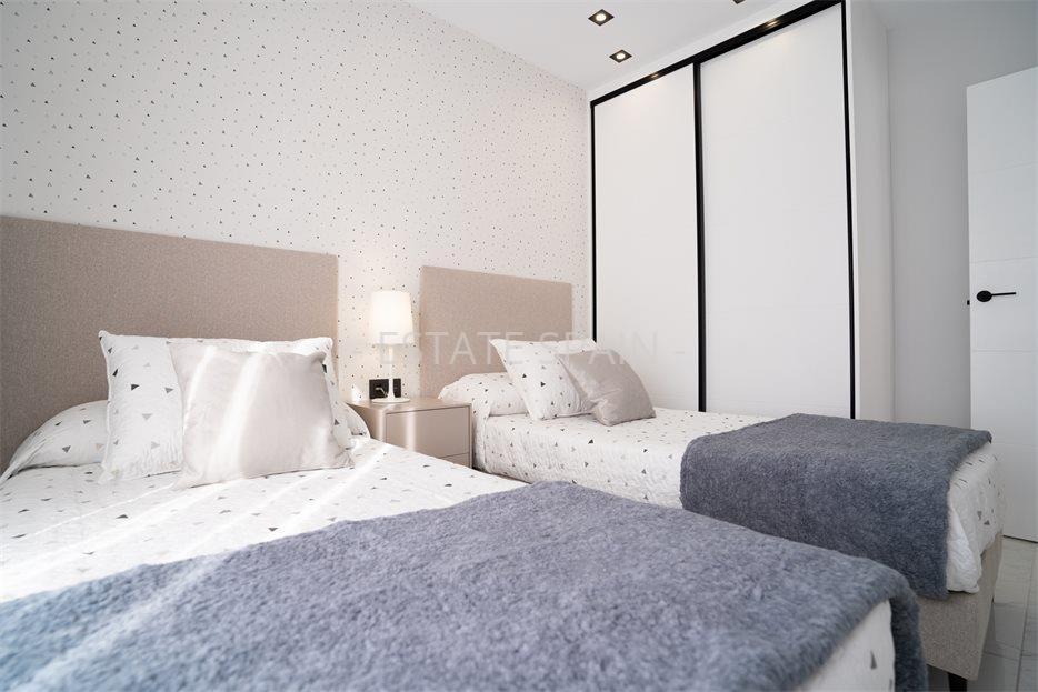 Бунгало в Пилар-де-ла-Орадада 75 м2 №BL25111495B2E  - Продажа - 35 large