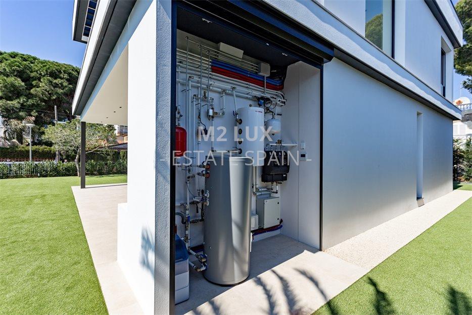 Вилла в Калонже 364 м2 №VL2632622970  - Продажа - 33 large