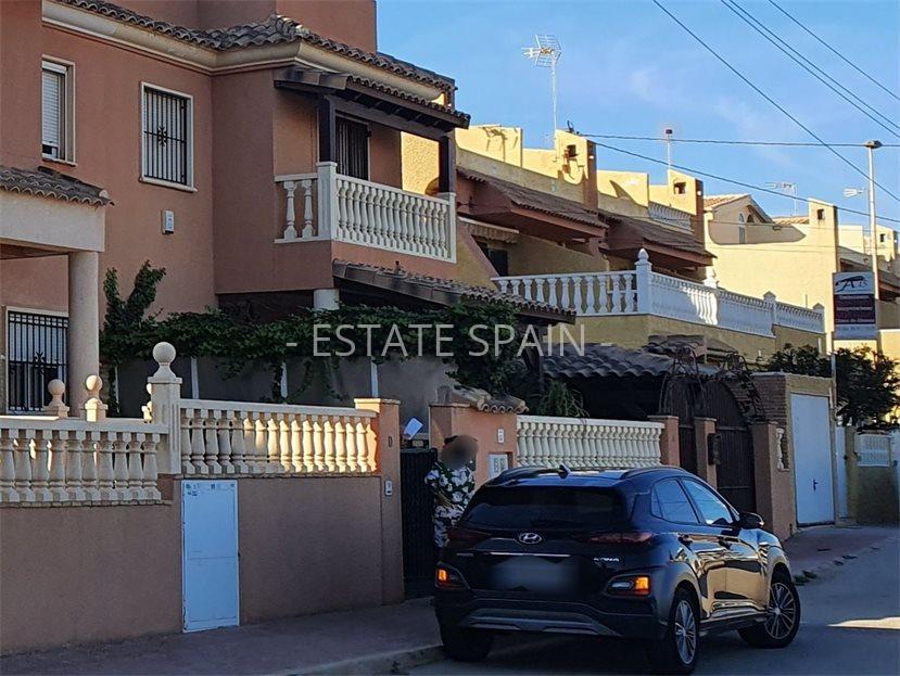 Таунхаус в Торревьехе 153 м2 №BL22321D1FB2  - Продажа - 4 large