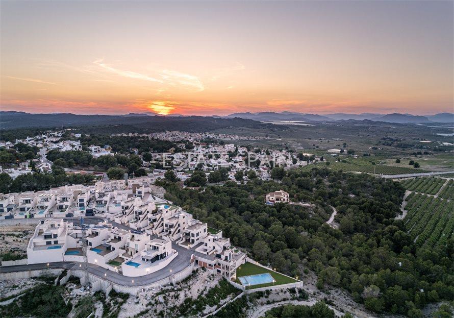 Бунгало в Сан-Мигель-де-Салинас 169 м2 №BL2510103C47A  - Продажа - 2 large