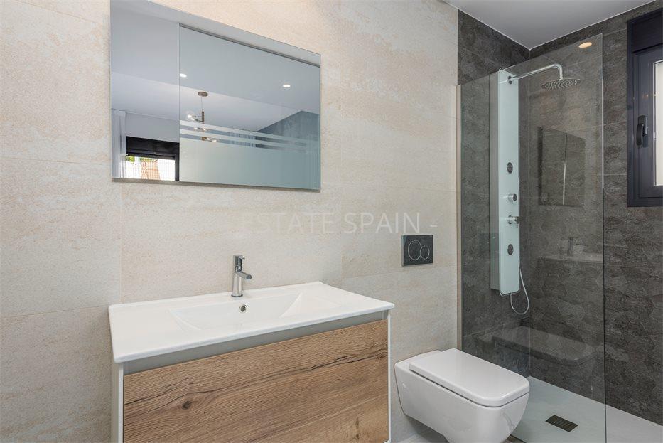 Бунгало в Сан-Мигель-де-Салинас 169 м2 №BL2510103C47A  - Продажа - 21 large