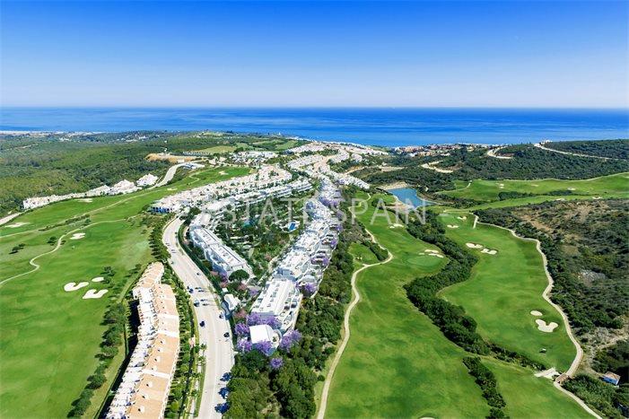 Бунгало в Ла-Линеа-де-ла-Консепсьон 109 м2 №BL26116D7A4B  - Продажа - 2 preview