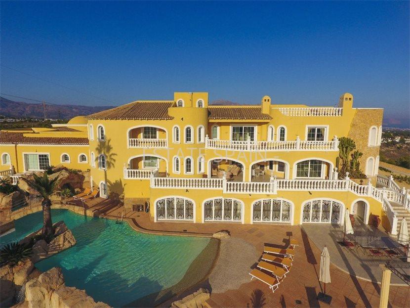 Вилла в Ла-Нусии 1647 м2 №VL199204854C  - Продажа - 1 large