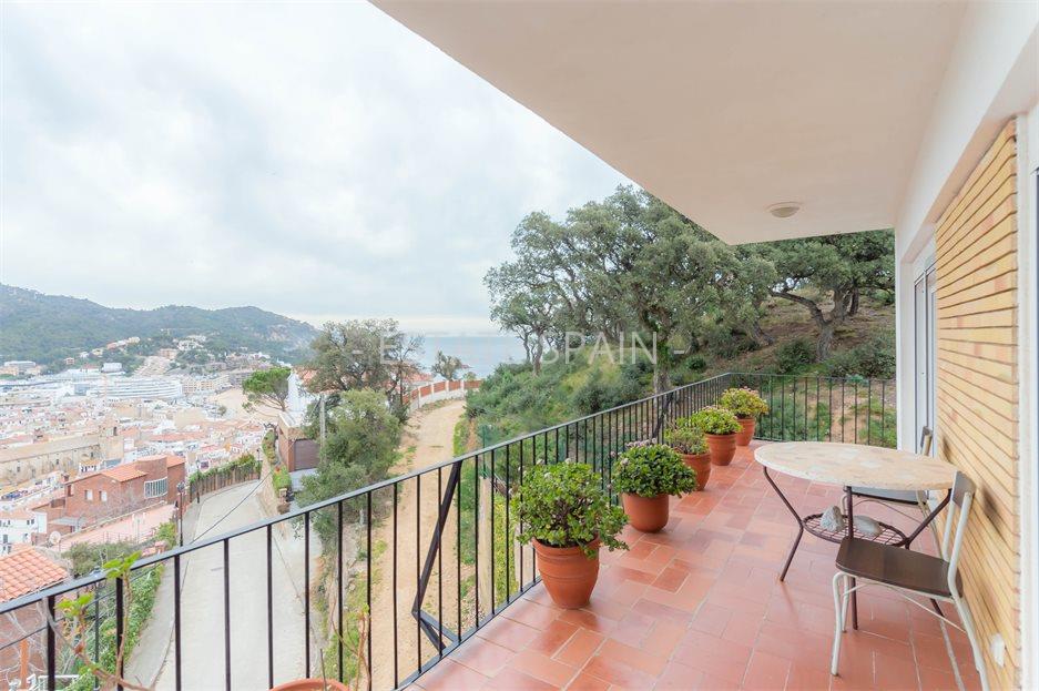 Особняк в Тосса-де-Мар 320 м2 №VL234156677A  - Продажа - 1 large