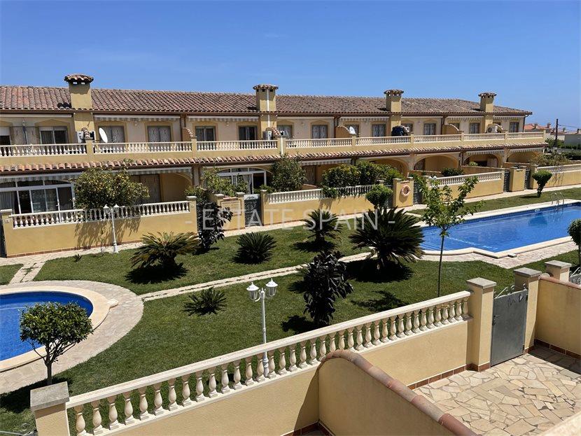 Таунхаус в Майами-Плайя 140 м2 №BL2171623F29  - Продажа - 1 large