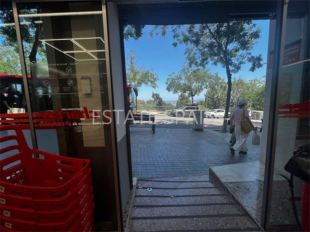 Готовый бизнес в Барселоне 397 м2 №COM2482628812  - Продажа - 3 preview