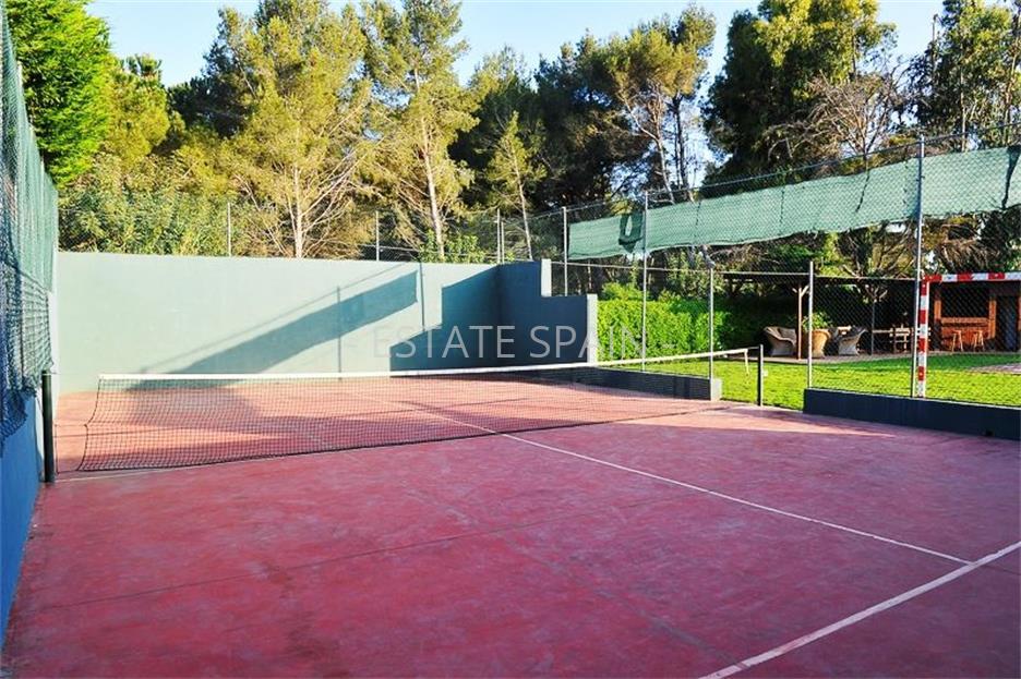 Шале в Сан-Андрес-де-Льеванерас 340 м2 №TAU1831DE86  - Продажа - 2 large