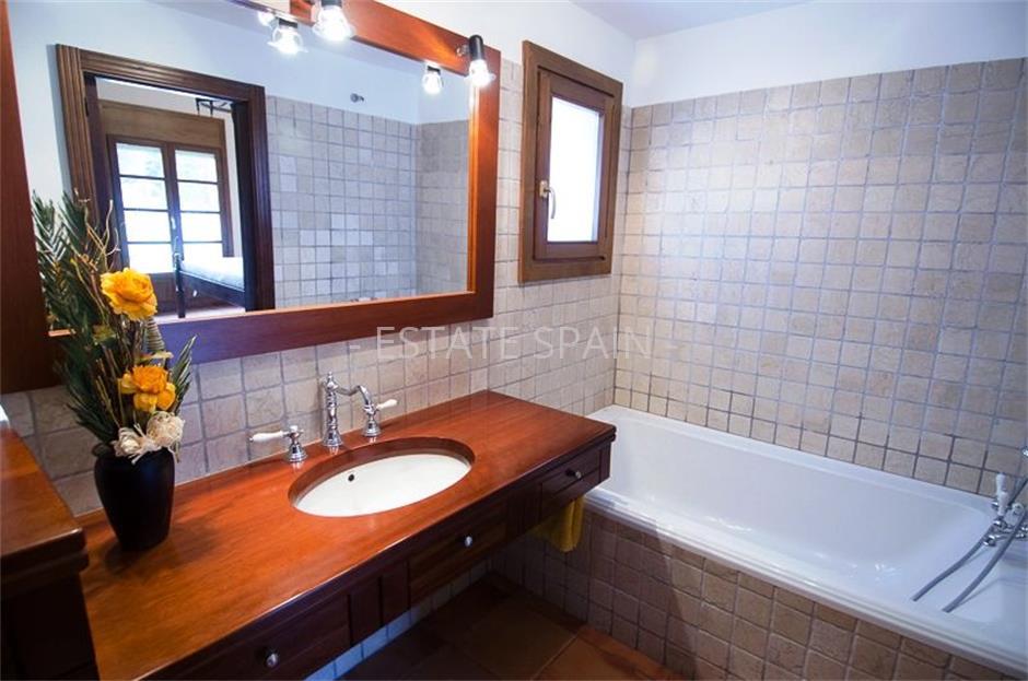 Шале в Сан-Андрес-де-Льеванерас 340 м2 №TAU1831DE86  - Продажа - 4 large