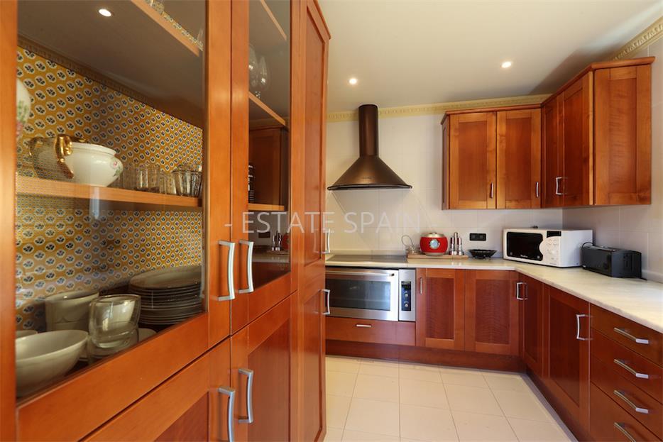 Вилла в Санта-Кристина-де-Аро 402 м2 №VL185251C00  - Продажа - 21 large