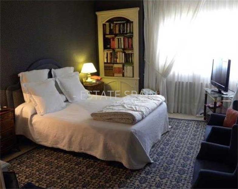 Шале в Сан-Андрес-де-Льеванерас 500 м2 №TAU18310AF7  - Продажа - 16 large