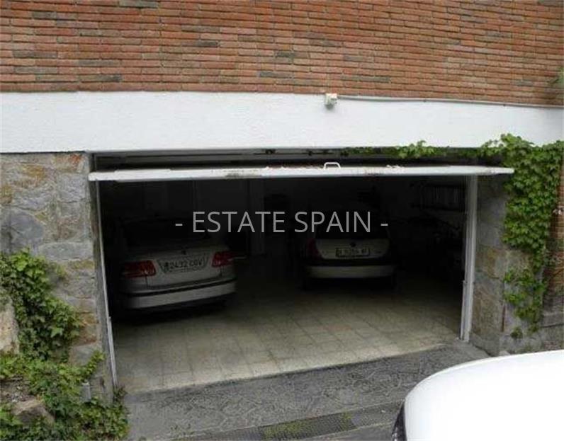 Шале в Сан-Андрес-де-Льеванерас 500 м2 №TAU18310AF7  - Продажа - 1 large