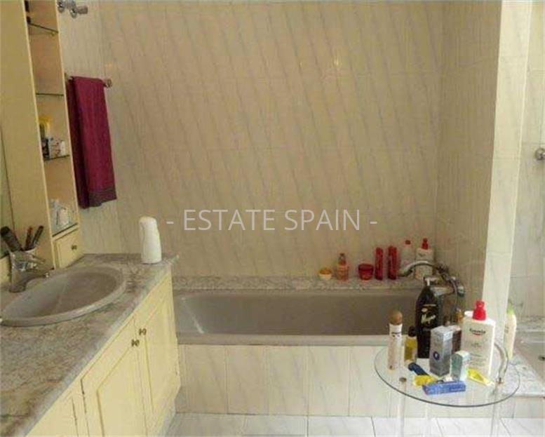 Шале в Сан-Андрес-де-Льеванерас 500 м2 №TAU18310AF7  - Продажа - 3 large