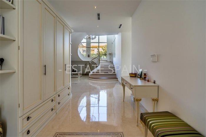 Вилла в Эль-Альбир 541 м2 №VL21211BC2D6  - Продажа - 4 preview