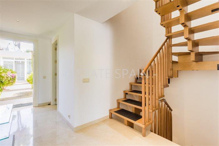 Таунхаус в Эстепоне 227 м2 №BL245206B822  - Продажа - 5 preview