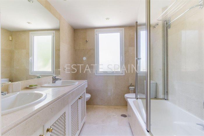 Таунхаус в Эстепоне 227 м2 №BL245206B822  - Продажа - 15 preview