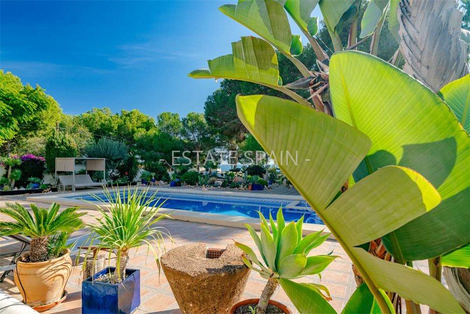 Вилла в Кальпе 395 м2 №VL2524297F6  - Продажа - 40 large