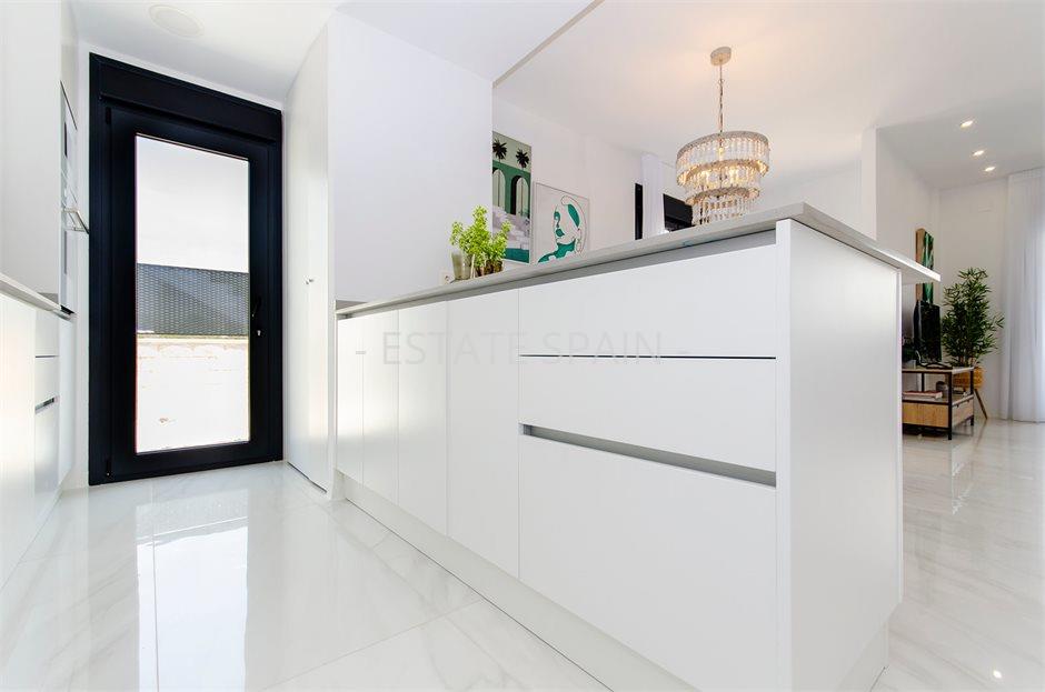 Вилла в Ориуэла 138 м2 №VL25101004F93  - Продажа - 42 large