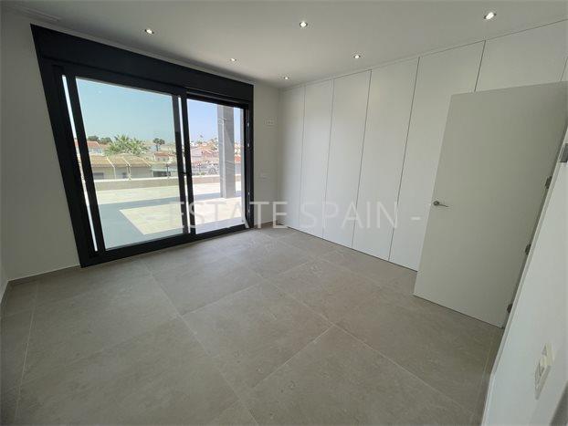 Вилла в Сьюдад-Кесада 280 м2 №VL261199C199  - Продажа - 16 preview