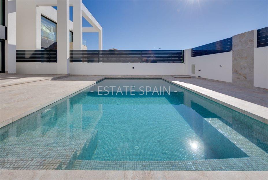 Вилла в Торревьехе 238 м2 №VL26316F9A1F  - Продажа - 19 large