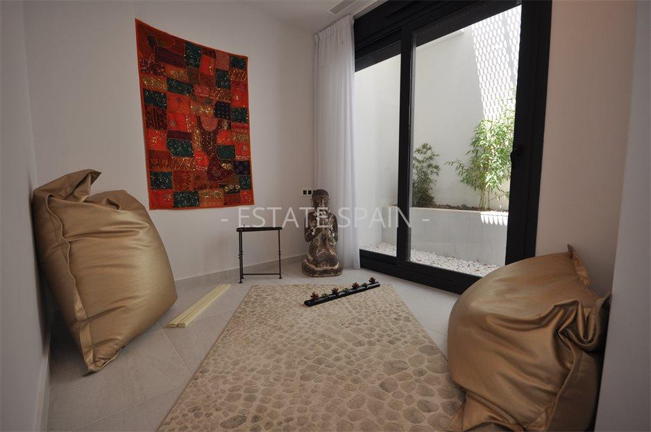 Вилла в Сан-Мигель-де-Салинас 220 м2 №VL20121064139  - Продажа - 34 large