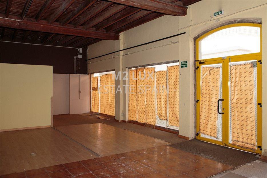 Магазин в Сан-Фелиу-де-Гишольс 1500 м2 №COM201130CB743  - Продажа - 24 large