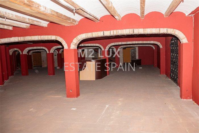 Магазин в Сан-Фелиу-де-Гишольс 1500 м2 №COM201130CB743  - Продажа - 11 preview