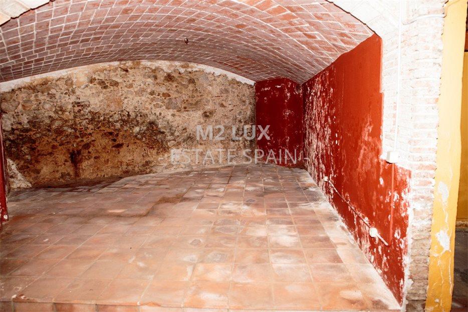 Магазин в Сан-Фелиу-де-Гишольс 1500 м2 №COM201130CB743  - Продажа - 8 large