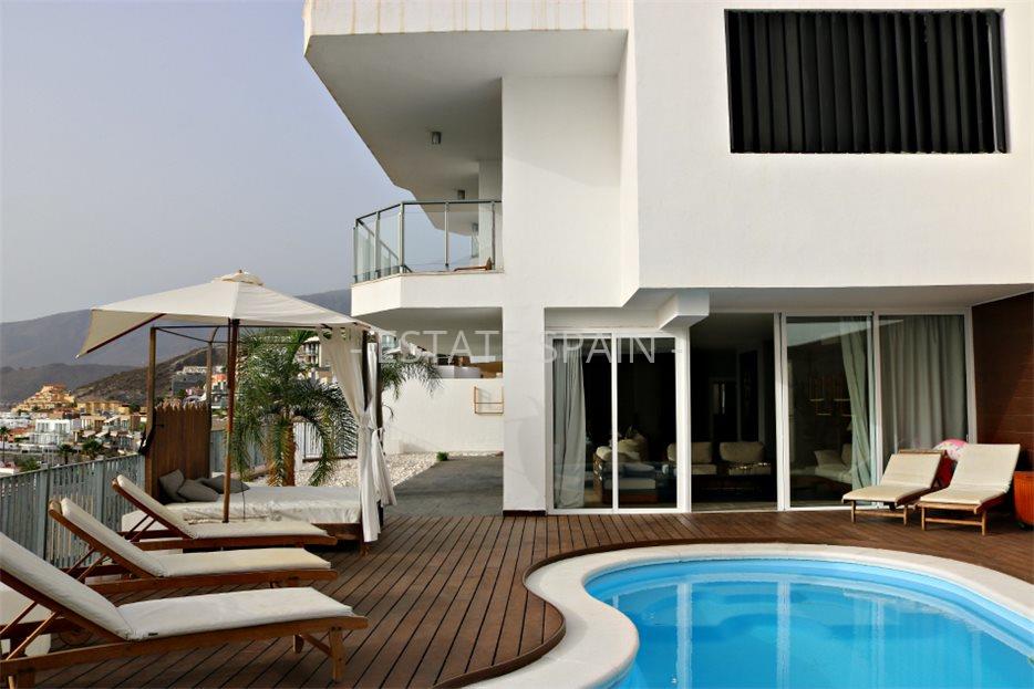 Вилла в Коста-Адехе 300 м2 №VL20914134A  - Продажа - 1 large