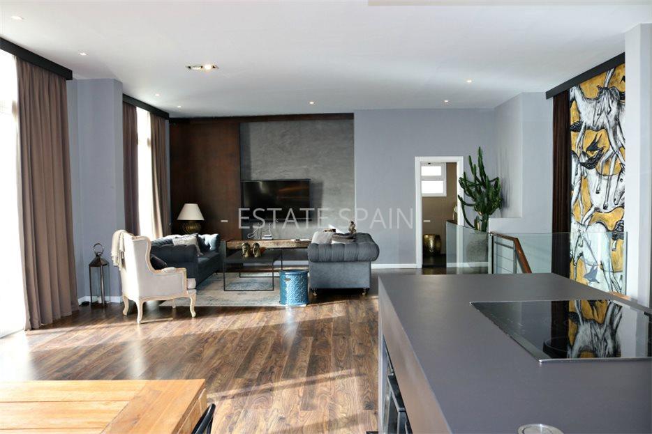 Вилла в Коста-Адехе 300 м2 №VL20914134A  - Продажа - 21 large