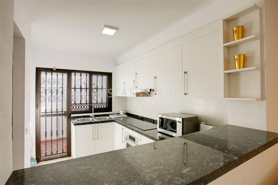 Таунхаус в Эстепоне 117 м2 №BL2524F78AC  - Продажа - 4 large