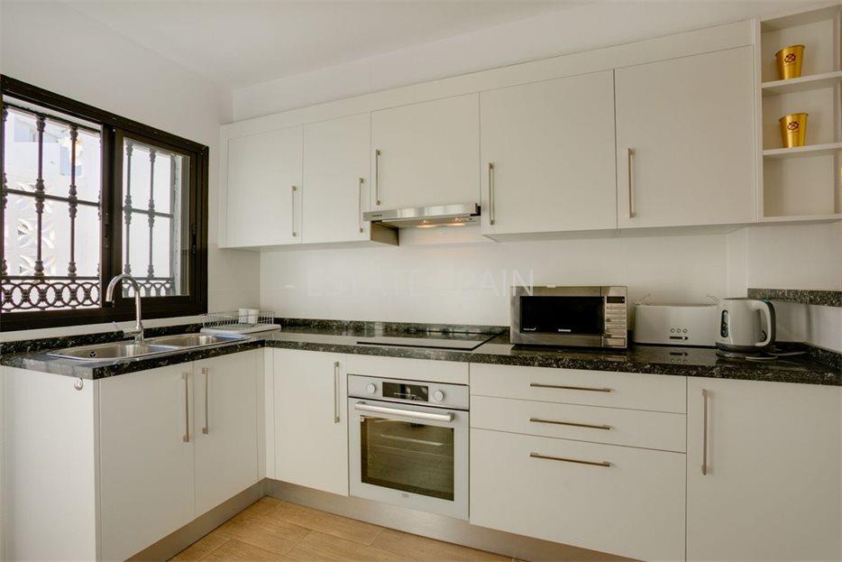 Таунхаус в Эстепоне 117 м2 №BL2524F78AC  - Продажа - 3 large