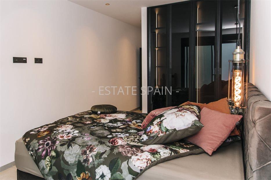 Вилла в Рохалесе 416 м2 №VL26119A10F9  - Продажа - 41 large