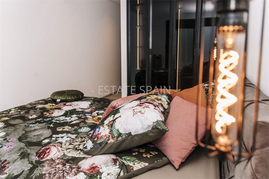 Вилла в Рохалесе 416 м2 №VL26119A10F9  - Продажа - 42 large