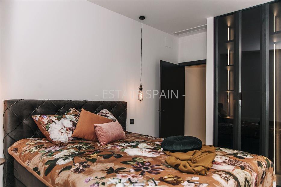 Вилла в Рохалесе 416 м2 №VL26119A10F9  - Продажа - 33 large