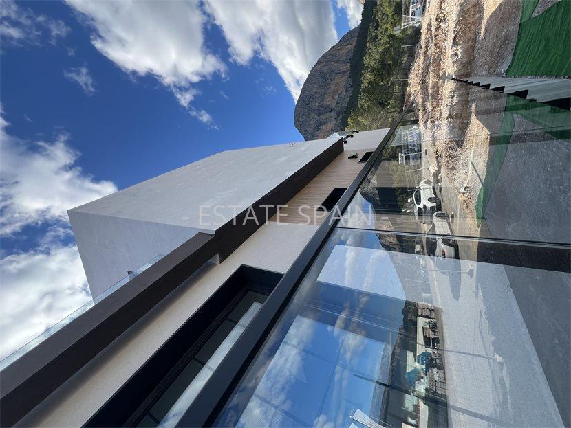 Вилла в Полопе 121 м2 №VL2510108BAD8  - Продажа - 6 large