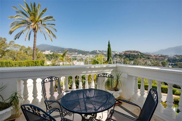 Особняк в Бенаависе 688 м2 №VL2353A0671  - Продажа - 3 preview